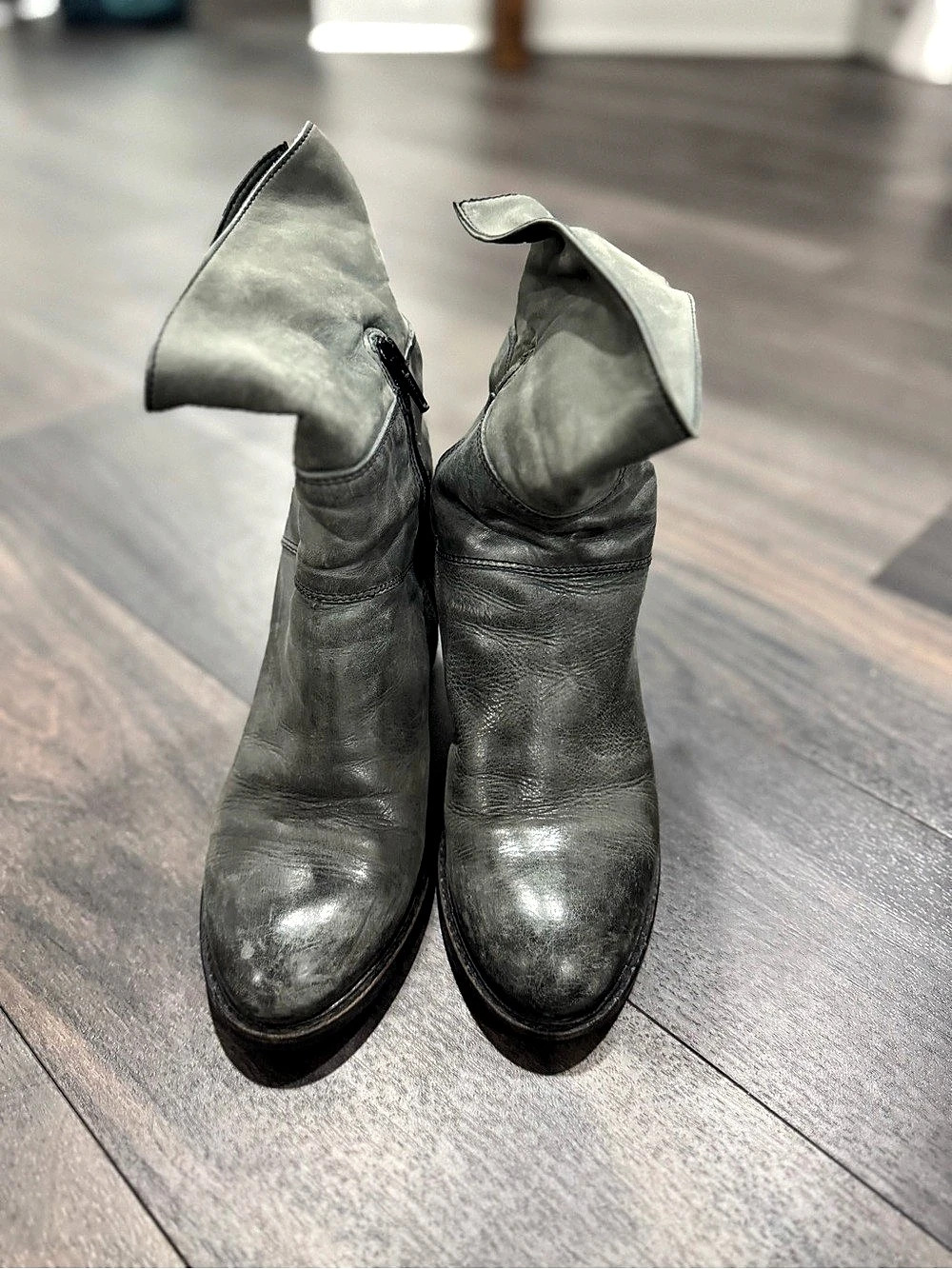 Cordani worn black Leather Heeled Boots